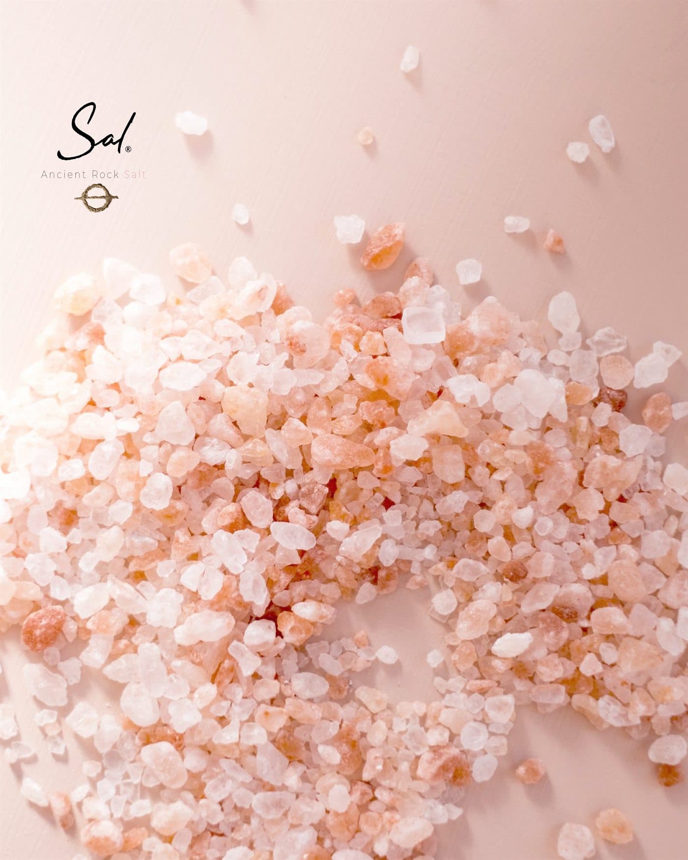Raw pink Himalayan rock salt crystals